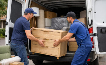 Przeprowadzki i transport mebli – bus z ekipą, tanio i solidnie